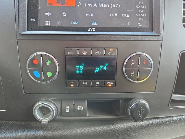 Used 2012 Chevrolet Silverado 2500 LT AWD/4WD image 25