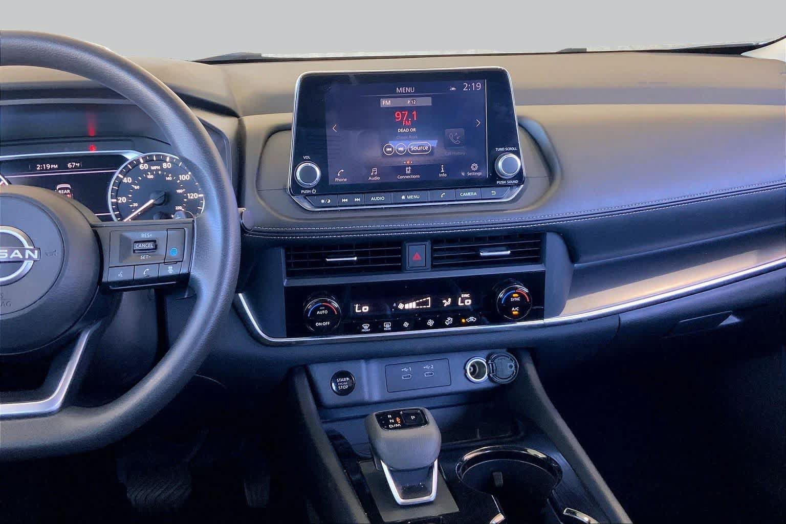Used 2024 Nissan Rogue SV AWD/4WD image 7