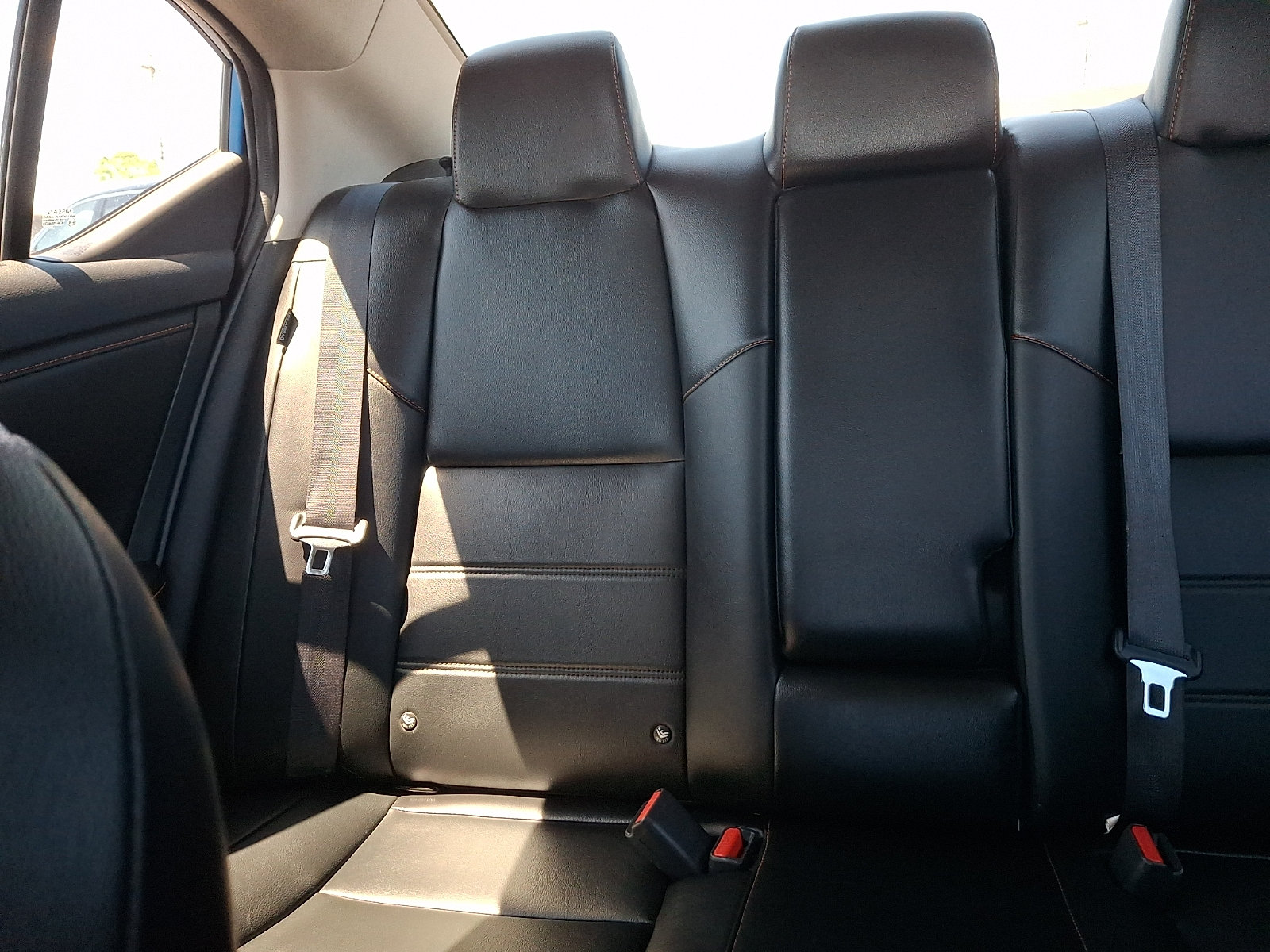 Used 2022 Nissan Sentra SR w/ SR Premium Package FWD image 14