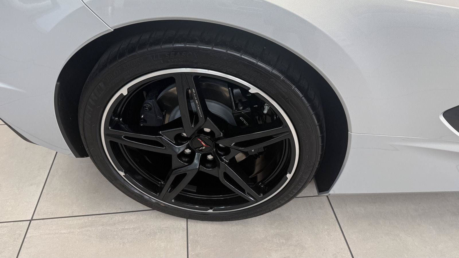 Used 2023 Chevrolet Corvette Stingray Coupe RWD image 7