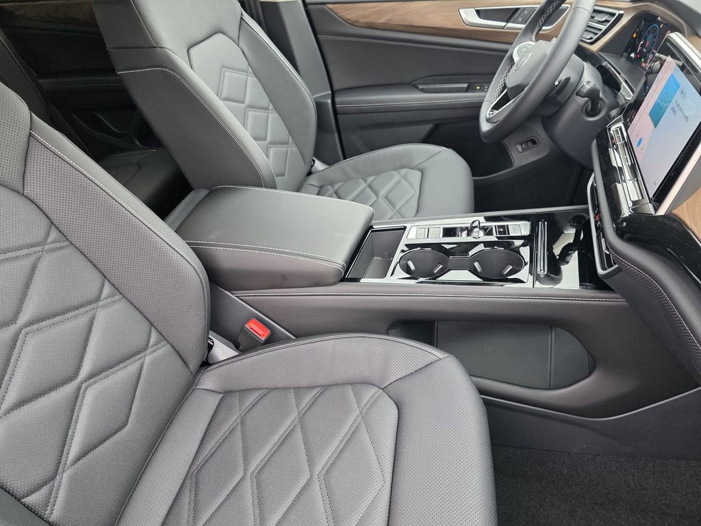 New 2026 Volkswagen Atlas SE image 9