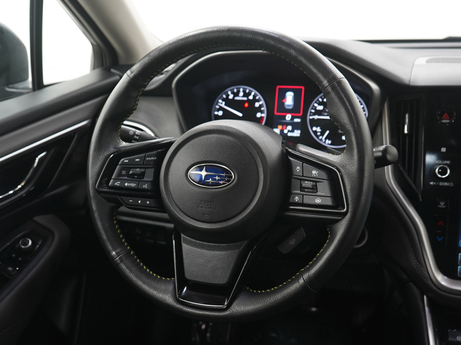 Used 2025 Subaru Outback Onyx Edition image 17