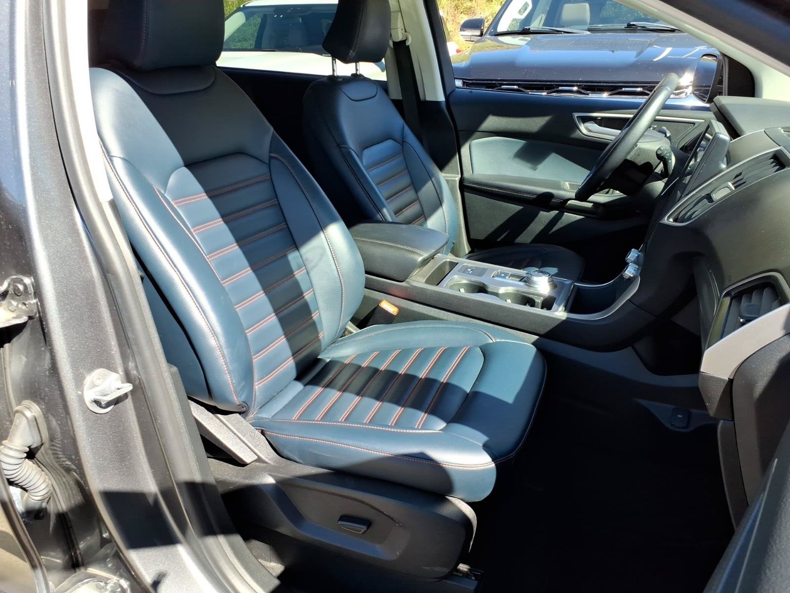 Used 2024 Ford Edge SEL w/ Sport Appearance Package AWD/4WD image 8