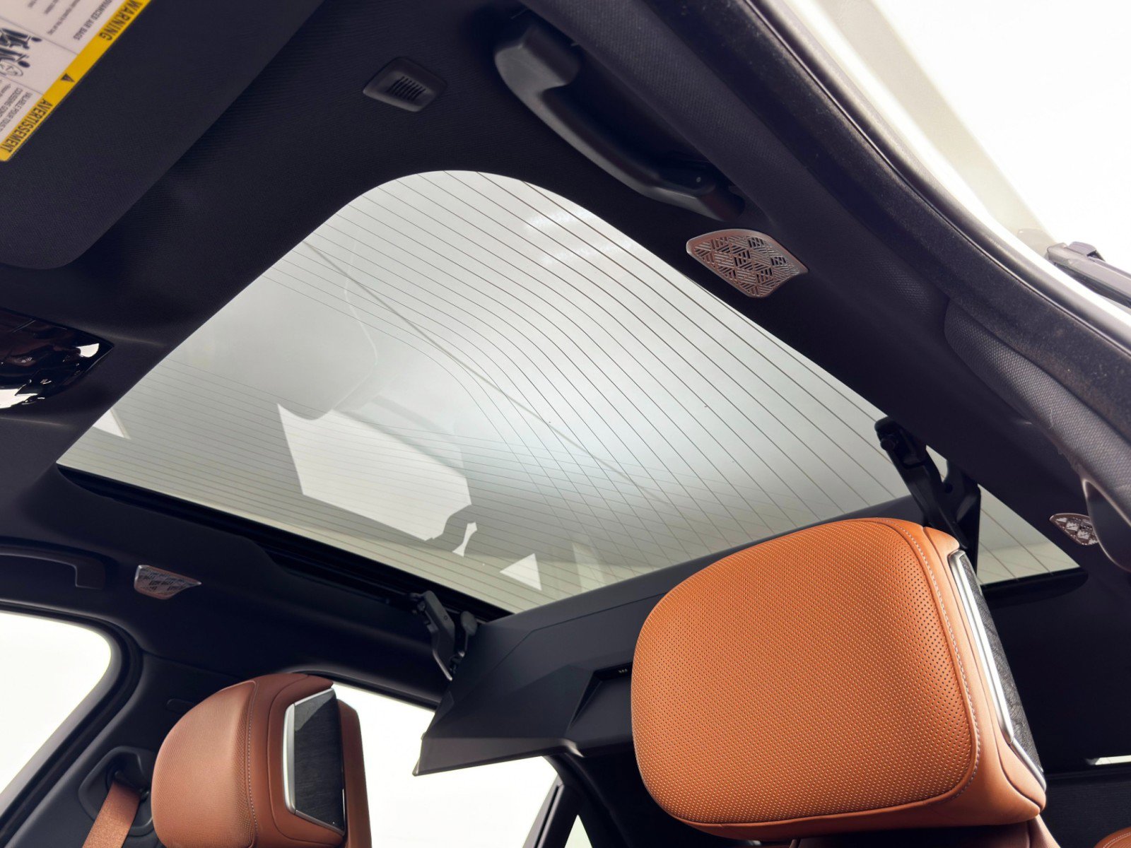 Used 2023 BMW i7 xDrive60 image 12