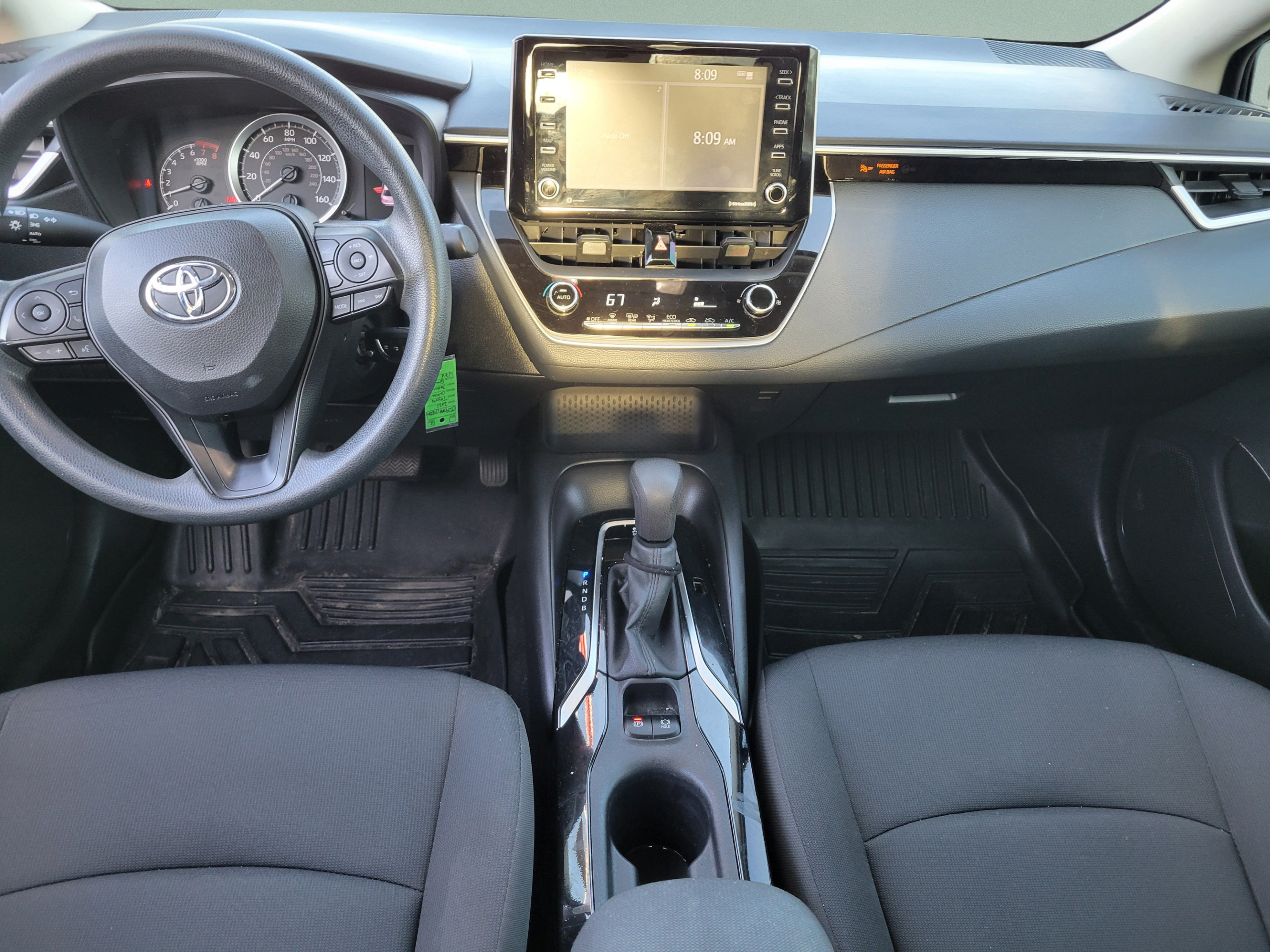 Used 2021 Toyota Corolla LE FWD image 9