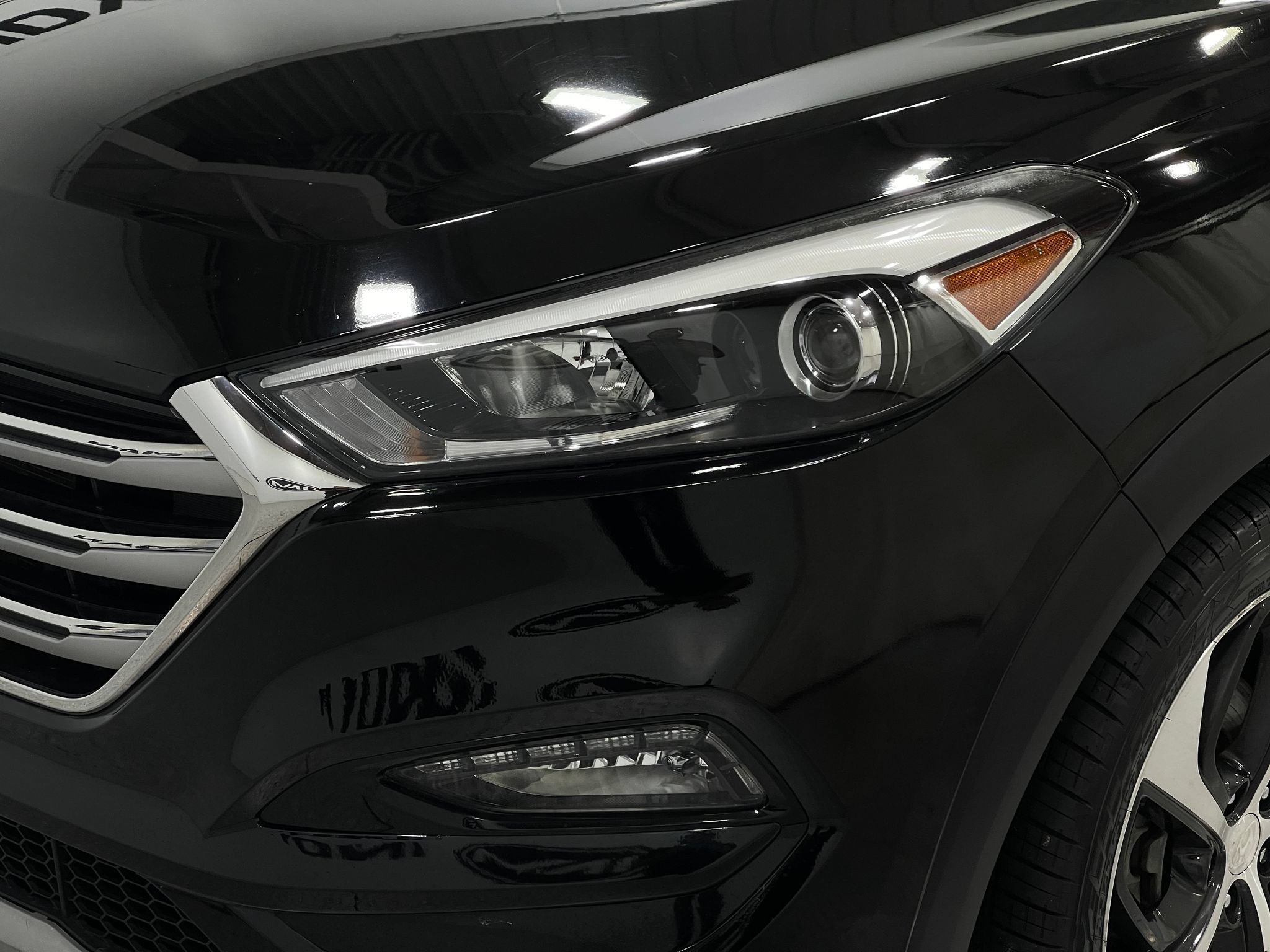 Used 2017 Hyundai Tucson Limited w/ Limited Ultimate Package 03 FWD image 31