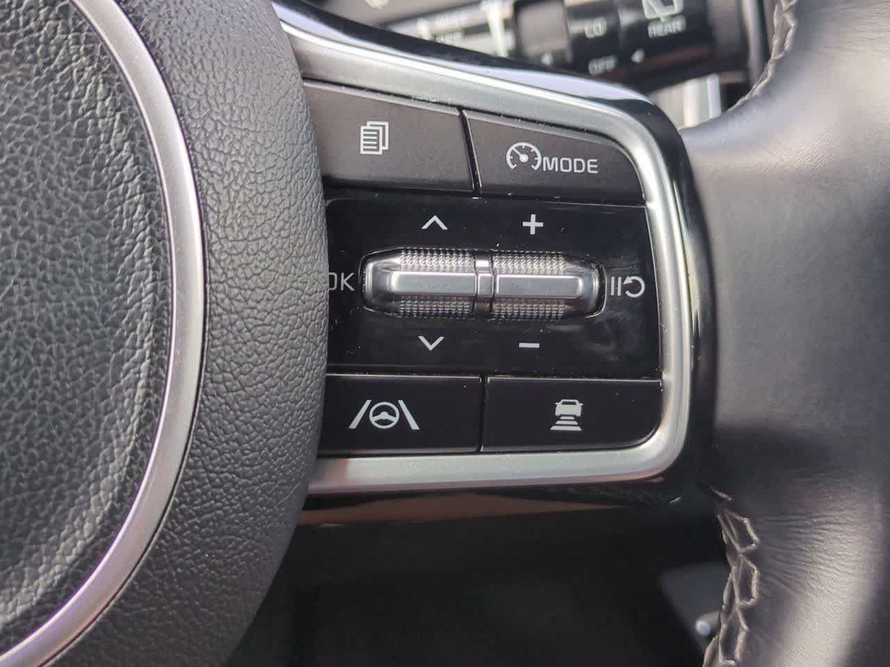 Used 2022 Kia Sorento SX AWD/4WD image 27
