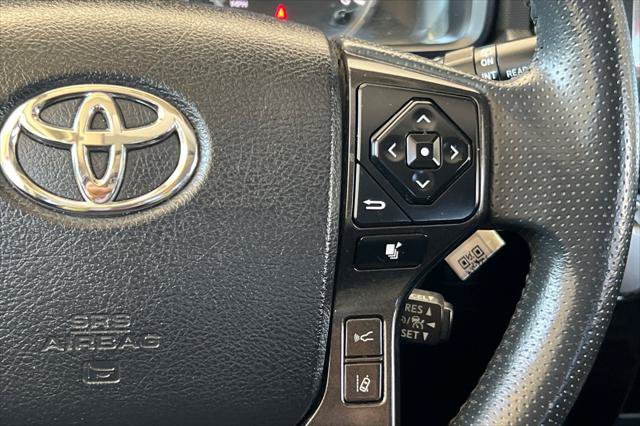 Certified 2021 Toyota 4Runner Venture w/ Moonroof Package AWD/4WD image 28