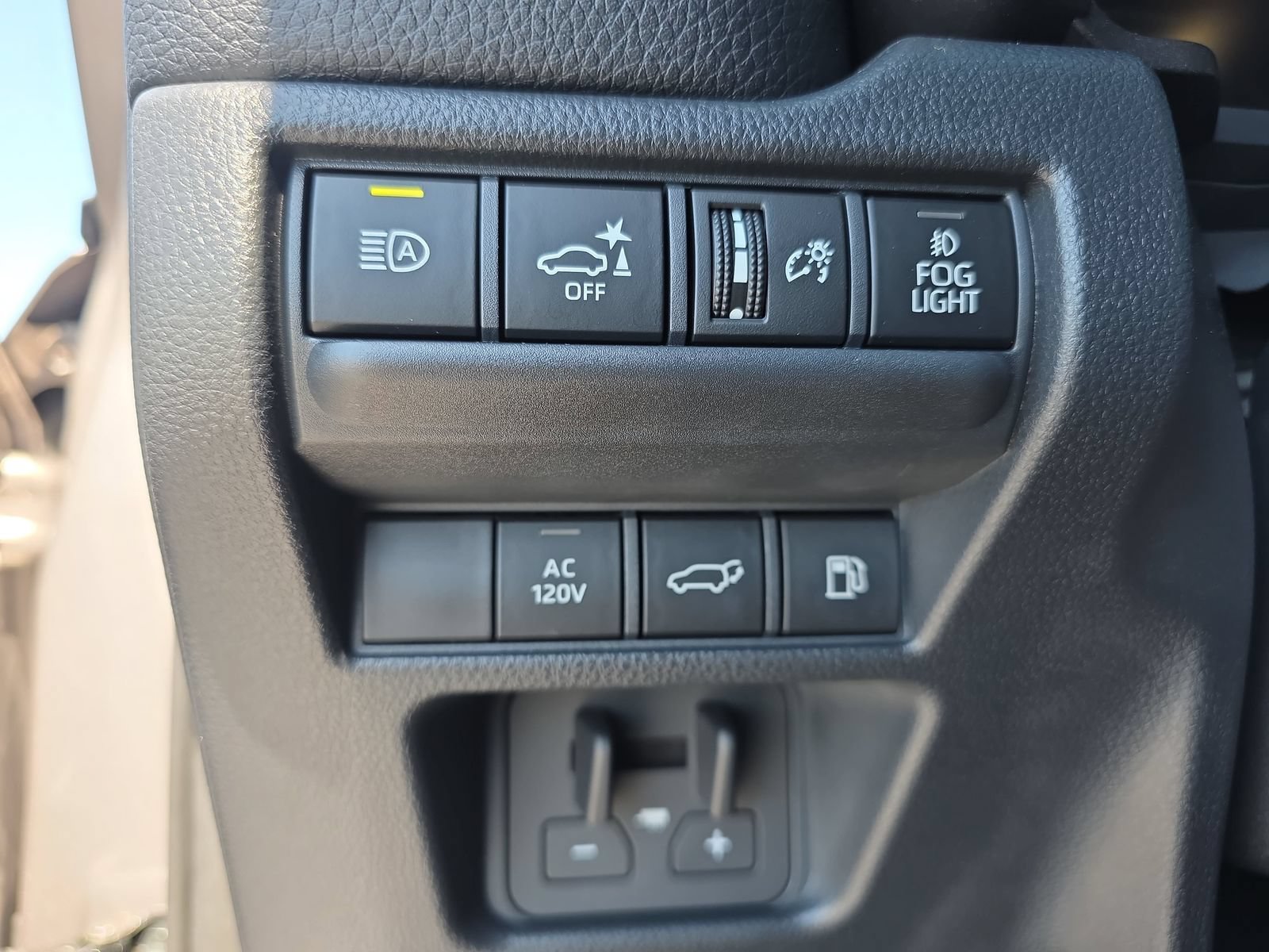 Used 2025 Toyota Land Cruiser w/ Premium Package AWD/4WD image 26