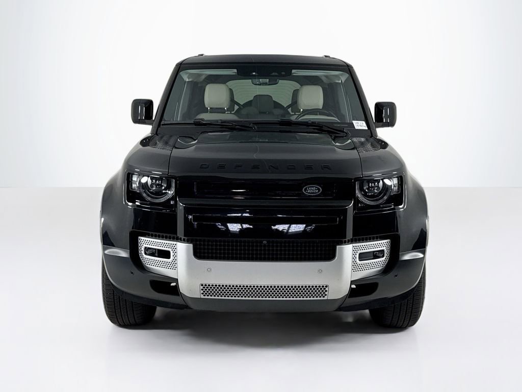 Used 2024 Land Rover Defender 110 S image 8