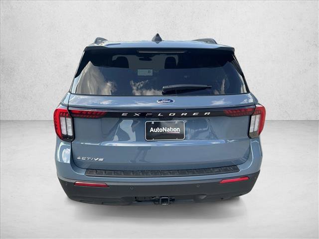 New 2026 Ford Explorer Active RWD image 6