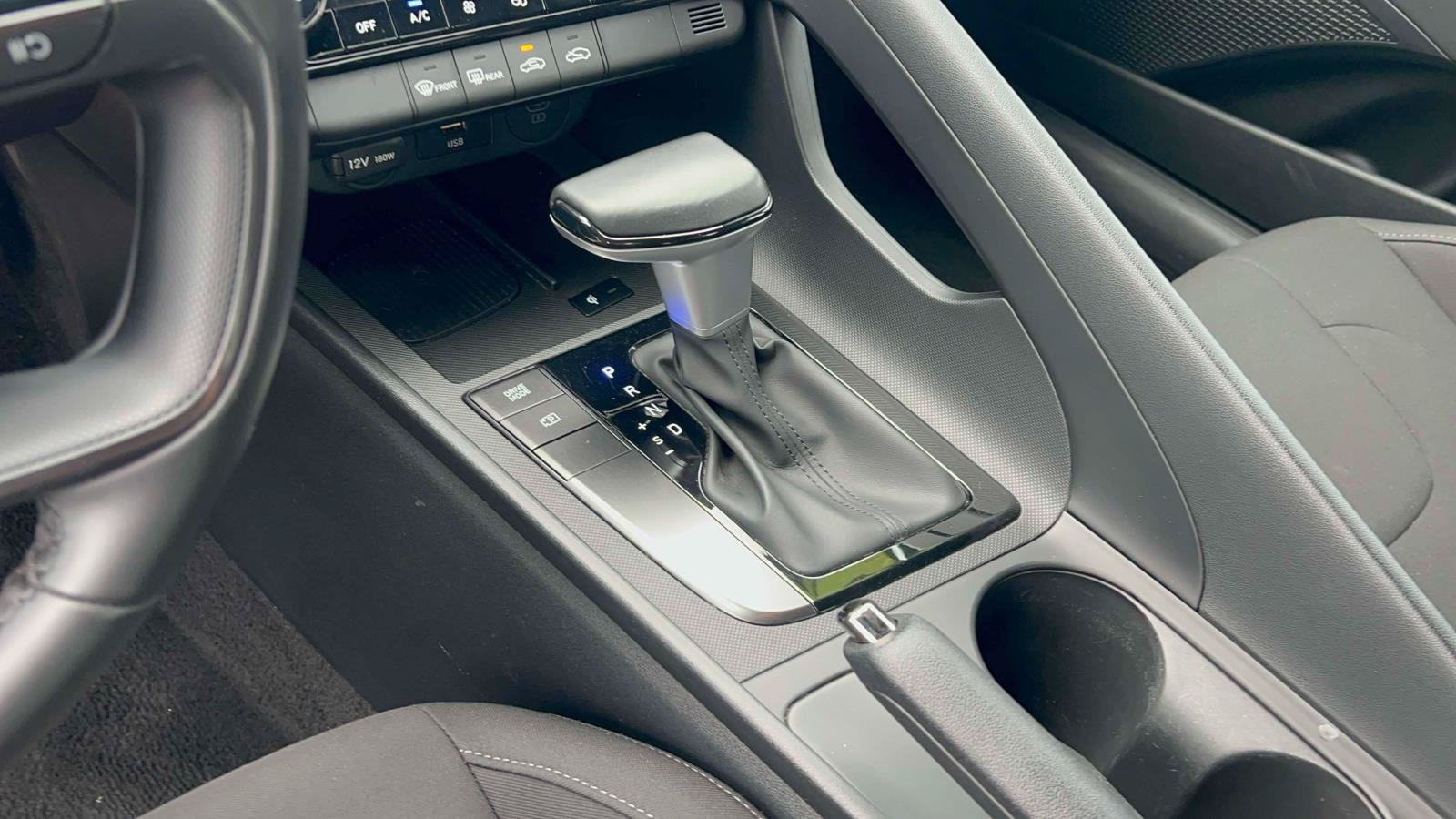 Used 2025 Hyundai Elantra Sport w/ Cargo Package FWD image 18