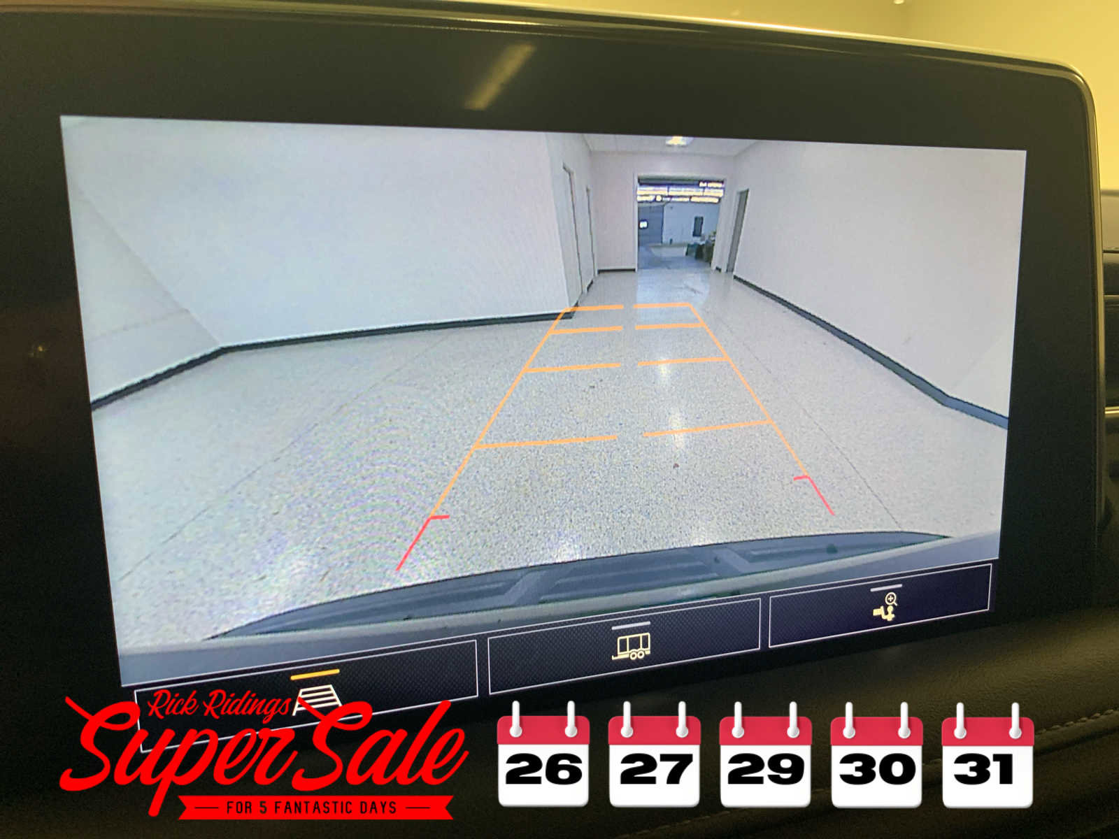 Used 2021 Chevrolet Tahoe Z71 w/ Rear Media and Nav Package image 34