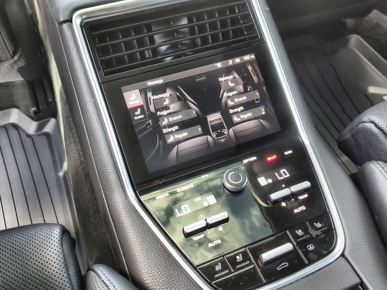 Used 2023 Porsche Panamera 4 Executive AWD/4WD image 21