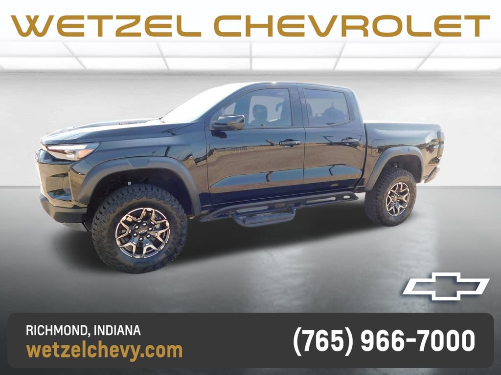 Used 2025 Chevrolet Colorado ZR2 w/ Technology Package AWD/4WD image 11