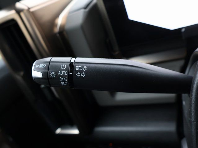 Certified 2025 GMC Hummer EV 2X image 42