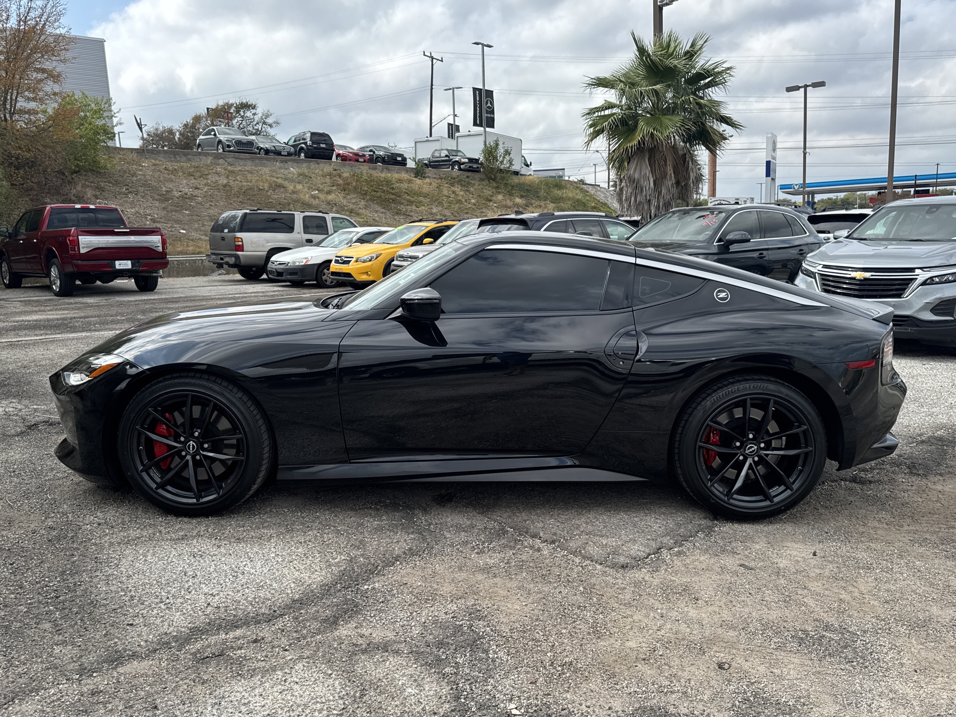 Used 2024 Nissan Z Performance w/ Floor Mat Package image 6