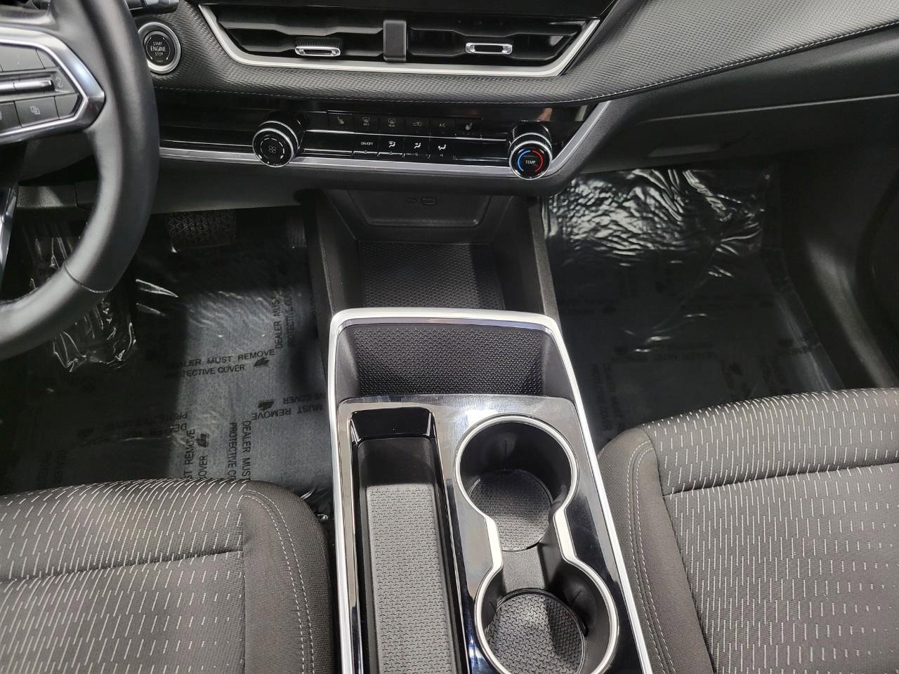 Used 2025 Chevrolet Equinox LT image 16