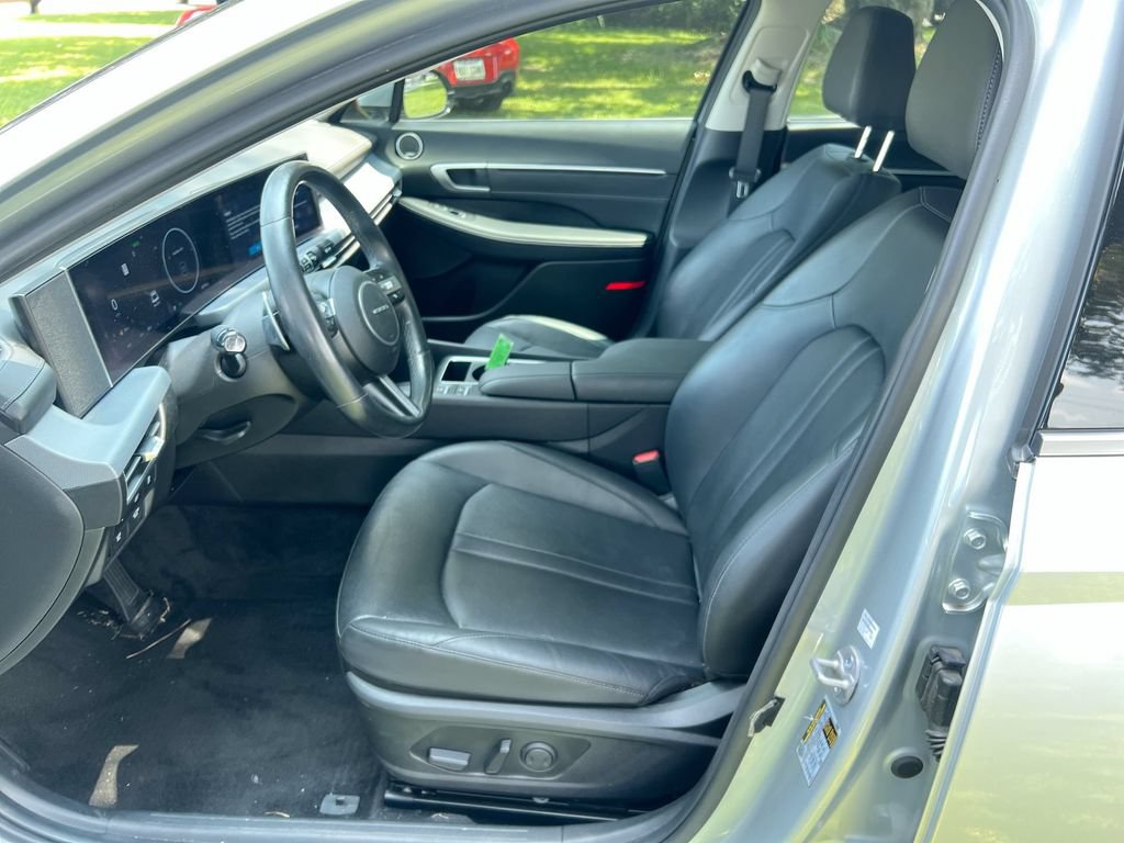 Used 2024 Hyundai Sonata Limited FWD image 13