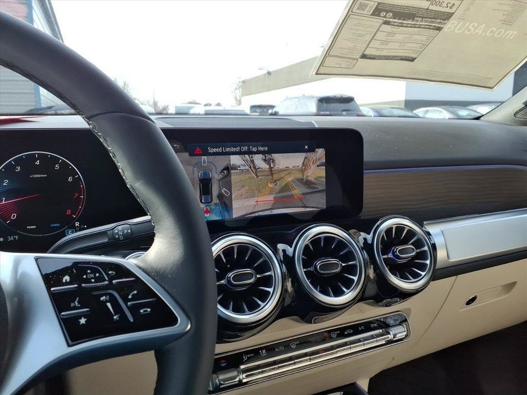 New 2026 Mercedes-Benz GLB 250 4MATIC image 16