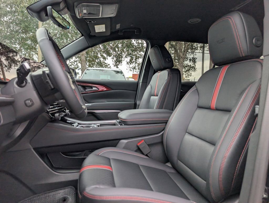 New 2026 Chevrolet Traverse RS image 14