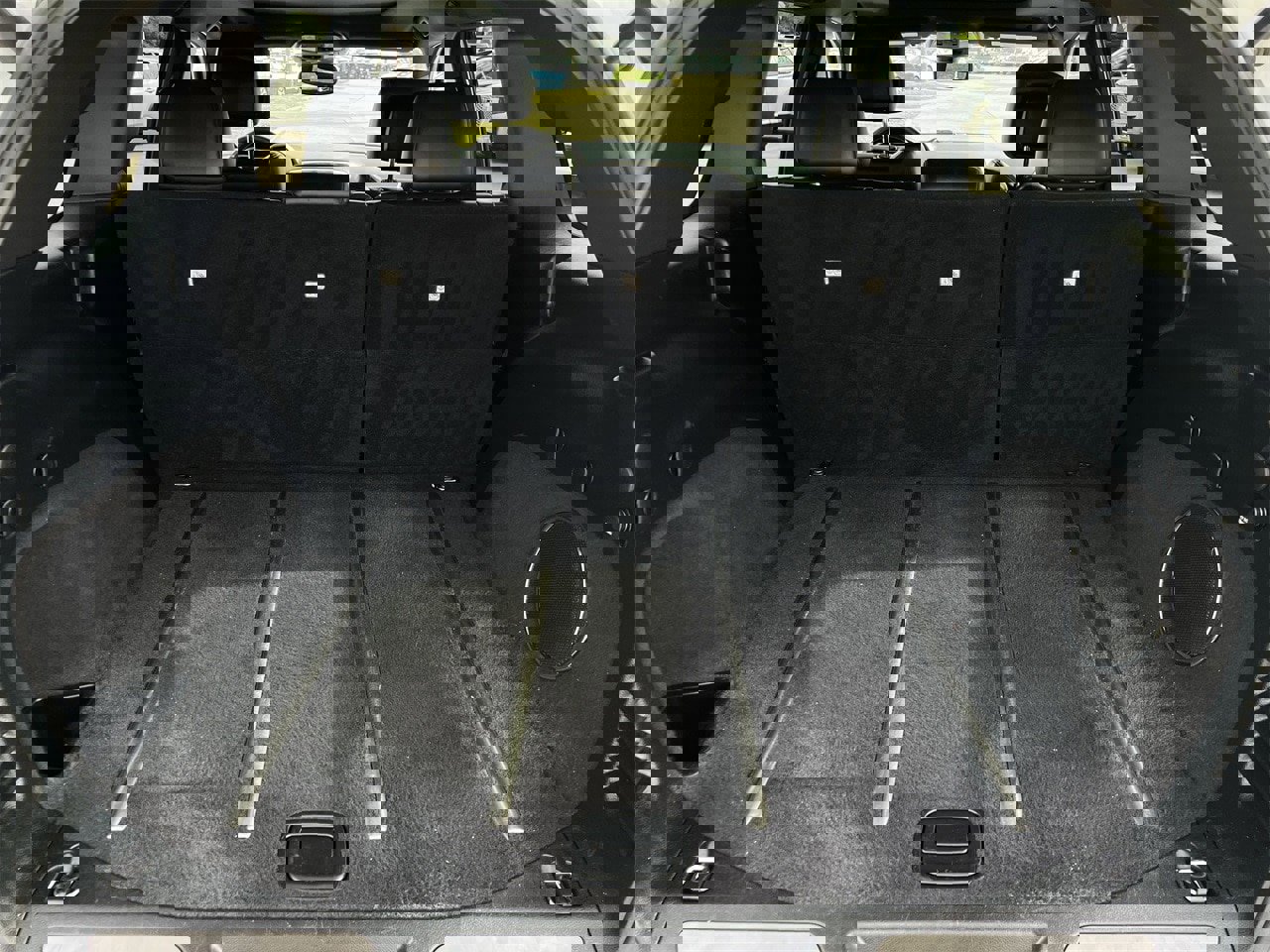 Used 2017 Jeep Grand Cherokee Limited w/ Luxury Group II image 25