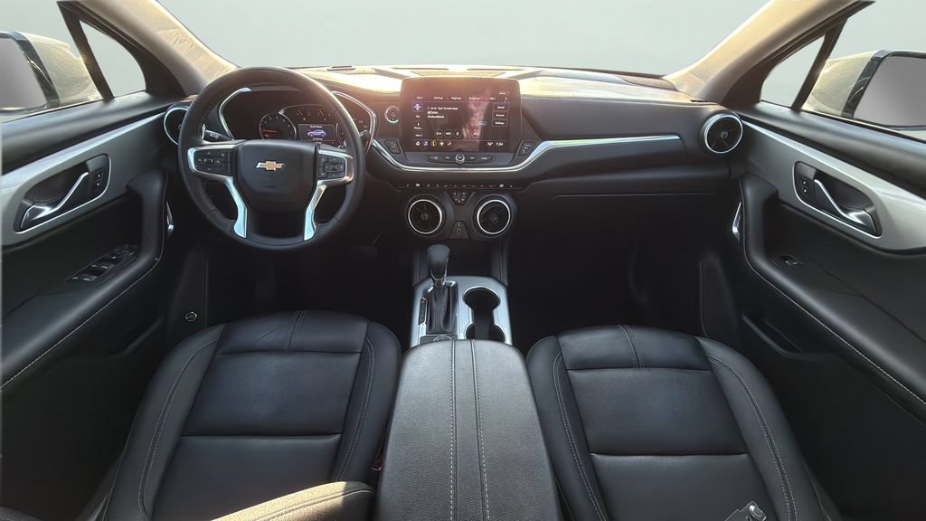 Used 2023 Chevrolet Blazer LT FWD image 15