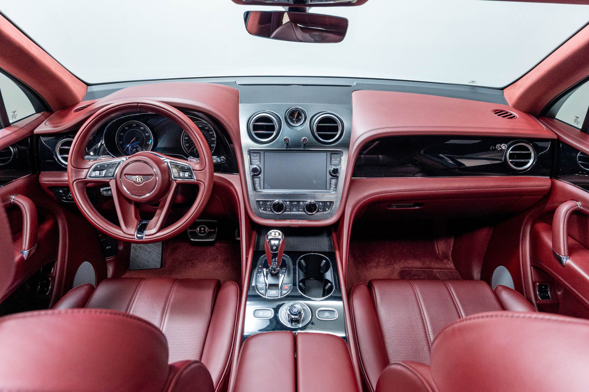 Used 2020 Bentley Bentayga AWD/4WD image 13