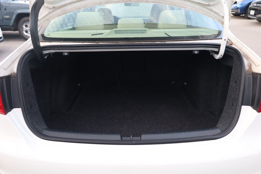 Used 2013 Volkswagen Jetta SE FWD image 7