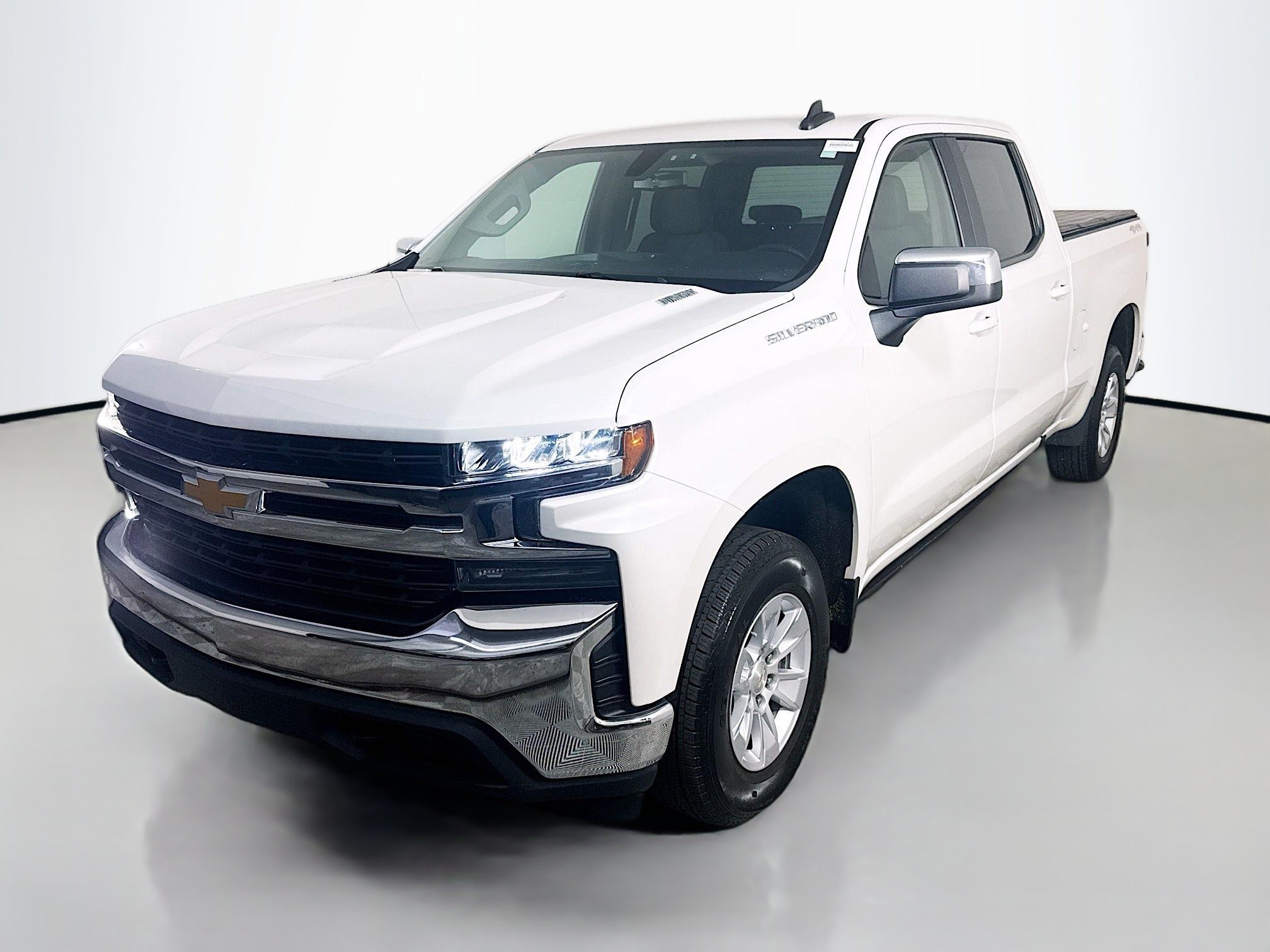 Used 2021 Chevrolet Silverado 1500 LT AWD/4WD image 4