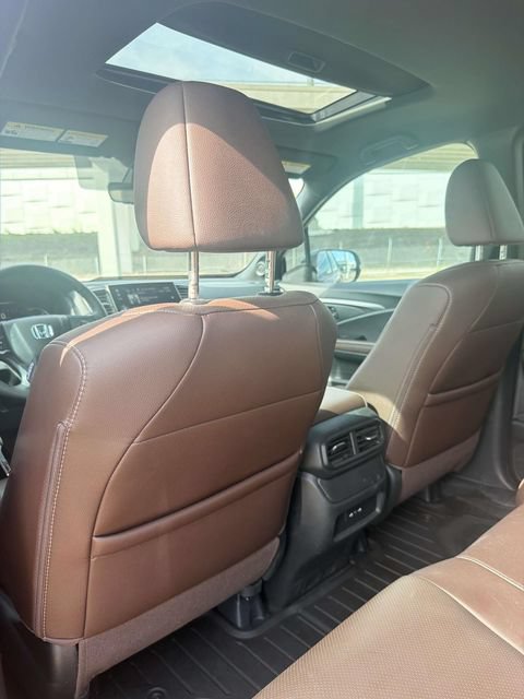 Certified 2025 Honda Passport EX-L image 25