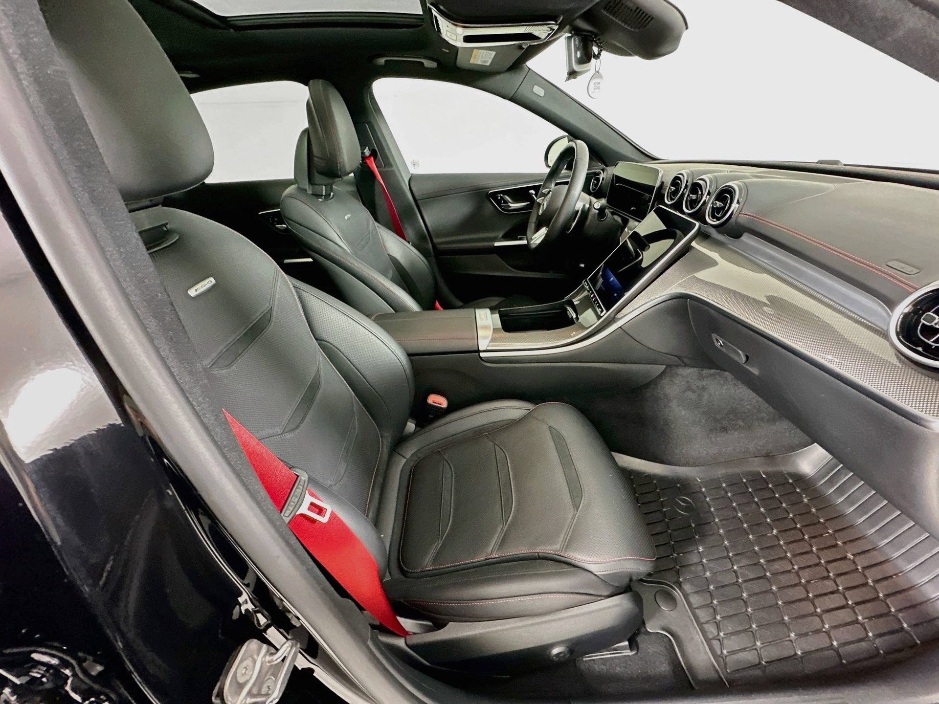 Used 2025 Mercedes-Benz C 43 AMG 4MATIC Sedan image 30