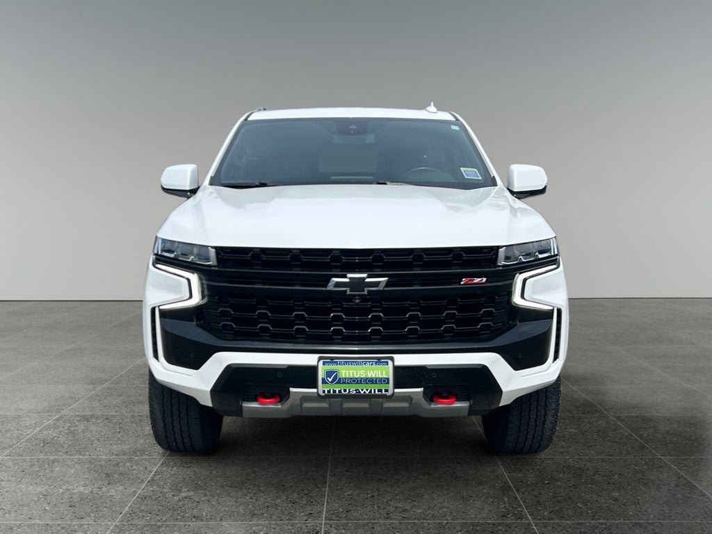 Used 2023 Chevrolet Tahoe Z71 w/ Luxury Package AWD/4WD image 2