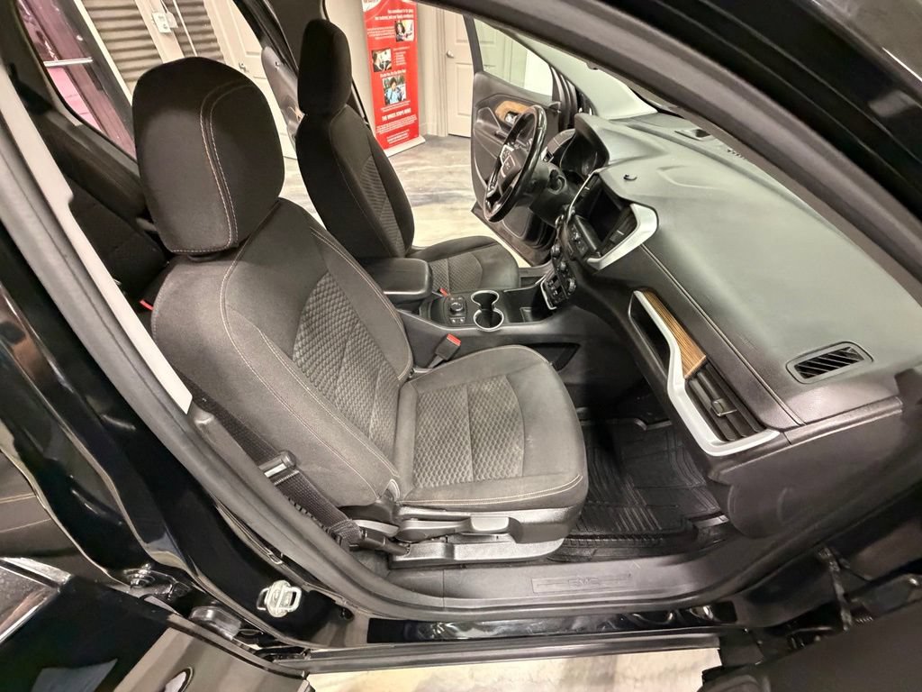 Used 2020 GMC Terrain SLE w/ Driver Convenience Package FWD image 38