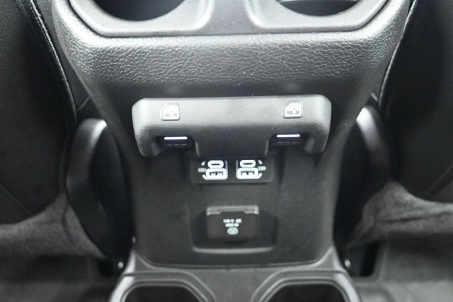 Used 2023 Jeep Gladiator Overland AWD/4WD image 21