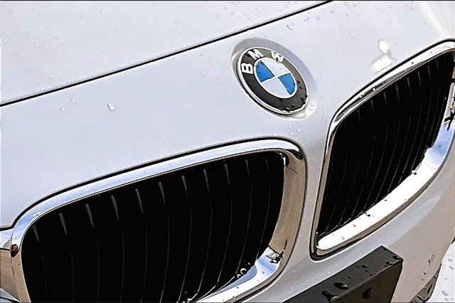 Used 2016 BMW 320i xDrive Sedan image 30