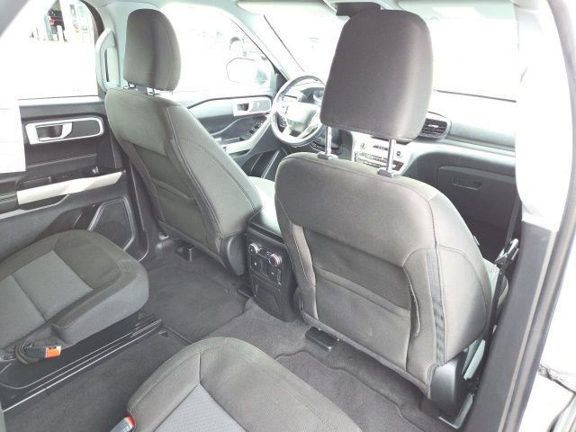 Used 2022 Ford Explorer XLT image 43