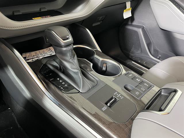 New 2026 Toyota Highlander Platinum AWD/4WD image 22