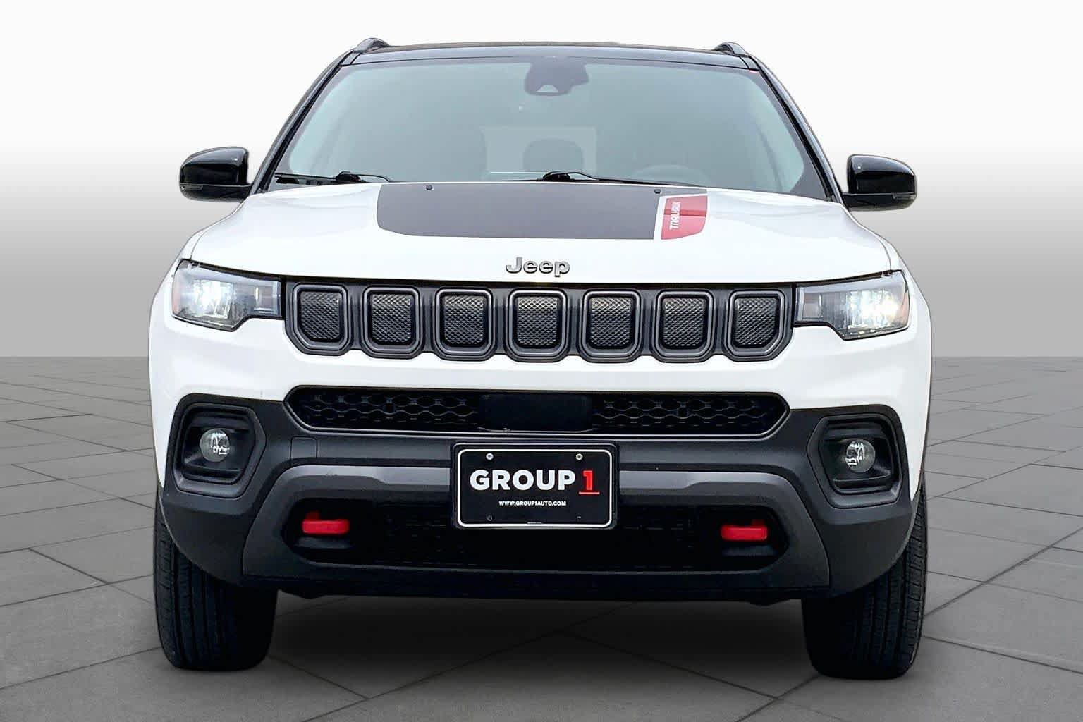 Used 2022 Jeep Compass Trailhawk AWD/4WD image 4