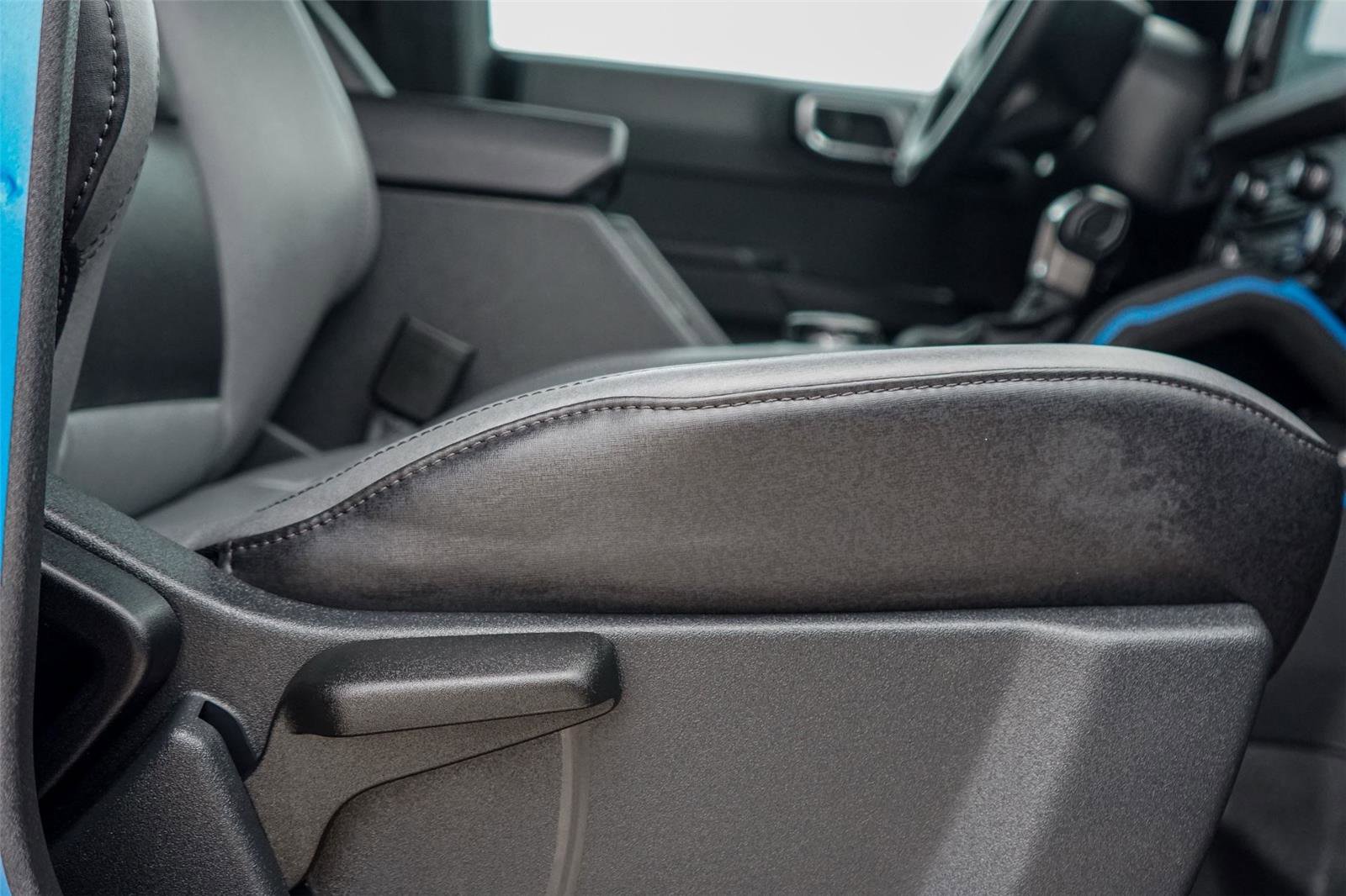 Used 2024 Ford Bronco Black Diamond image 30