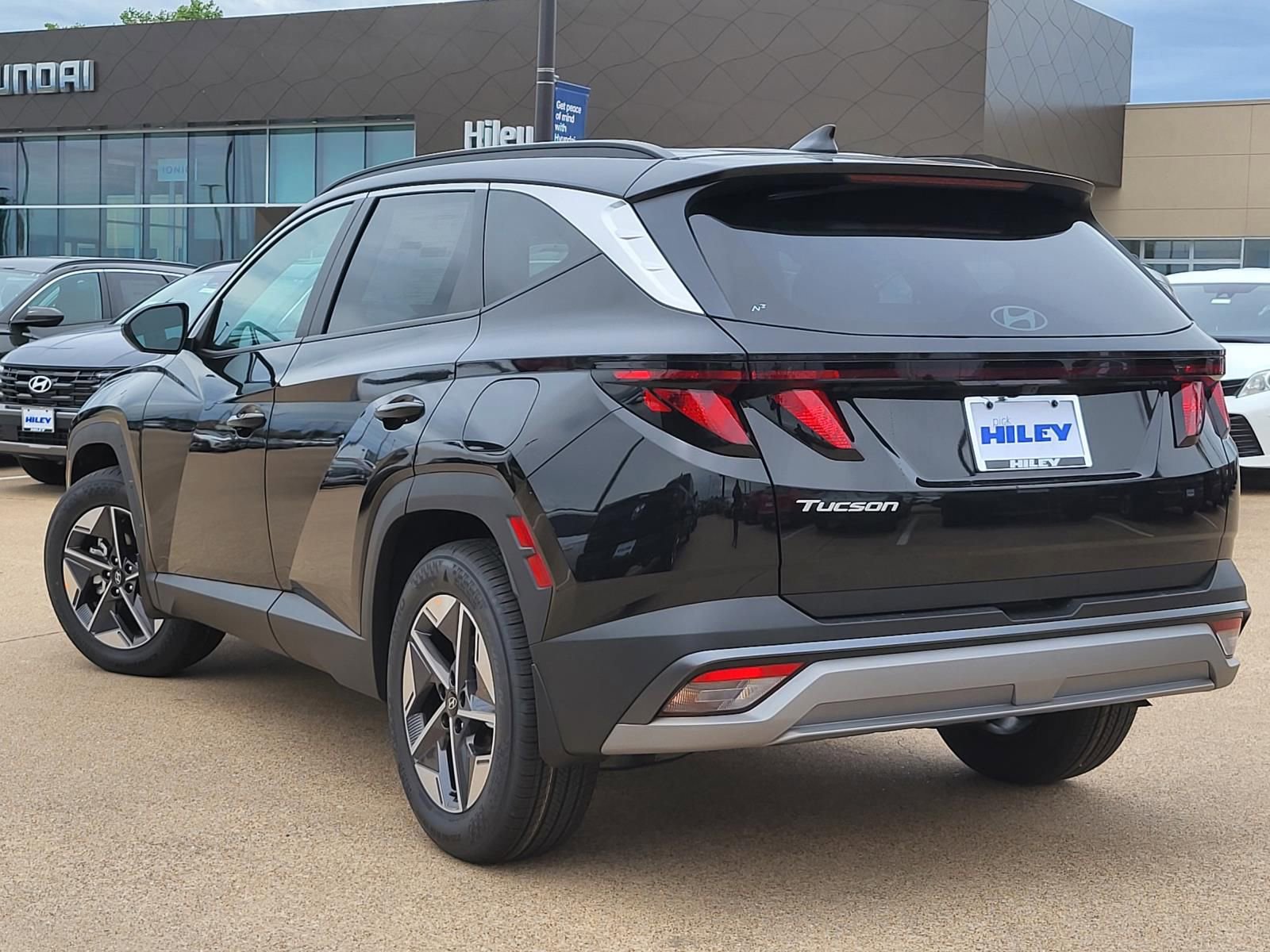 New 2026 Hyundai Tucson SEL FWD image 3