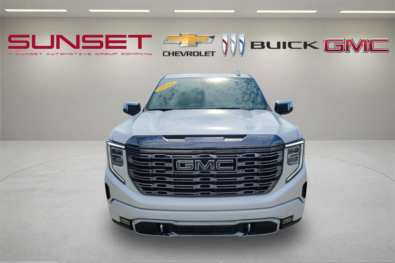 Certified 2024 GMC Sierra 1500 Denali Ultimate AWD/4WD image 2