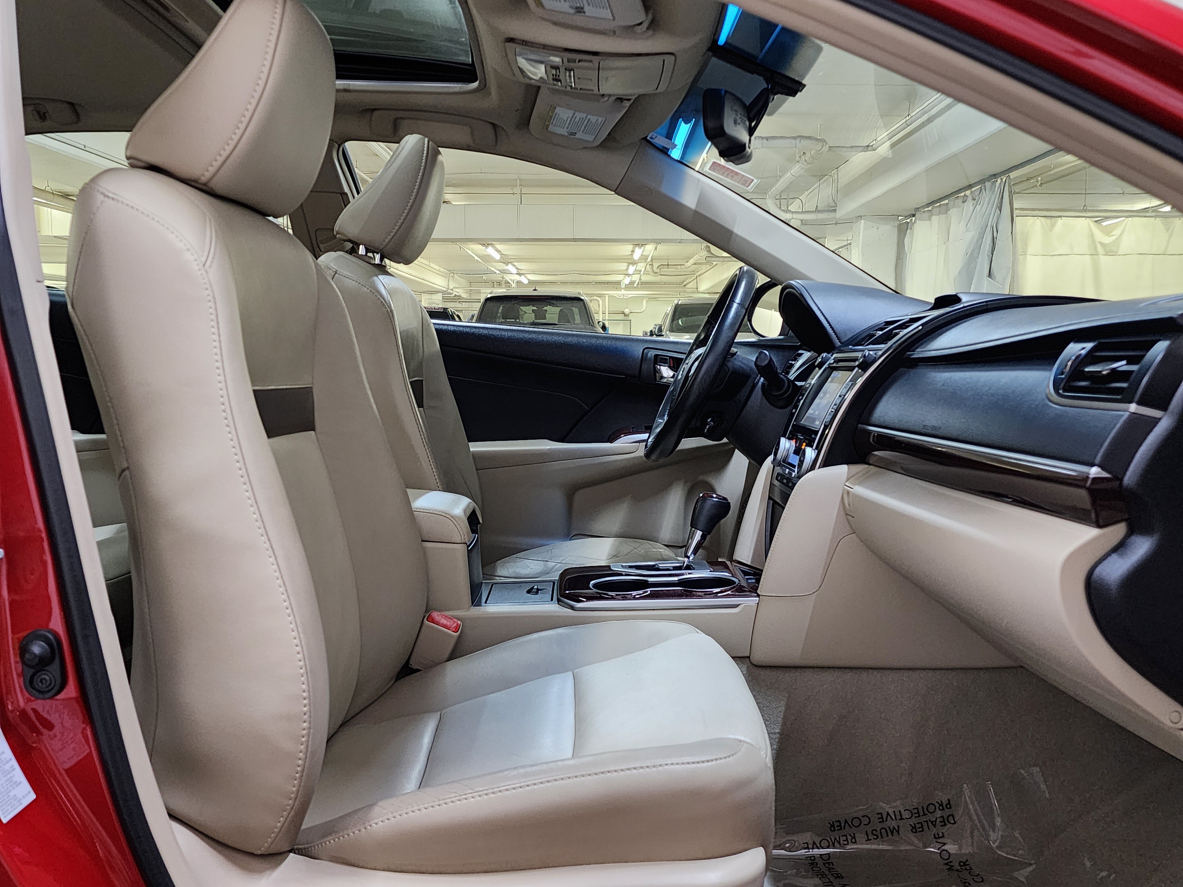 Used 2014 Toyota Camry XLE FWD image 23