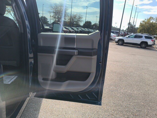 Used 2020 Ford F150 XLT w/ Equipment Group 302A Luxury image 15