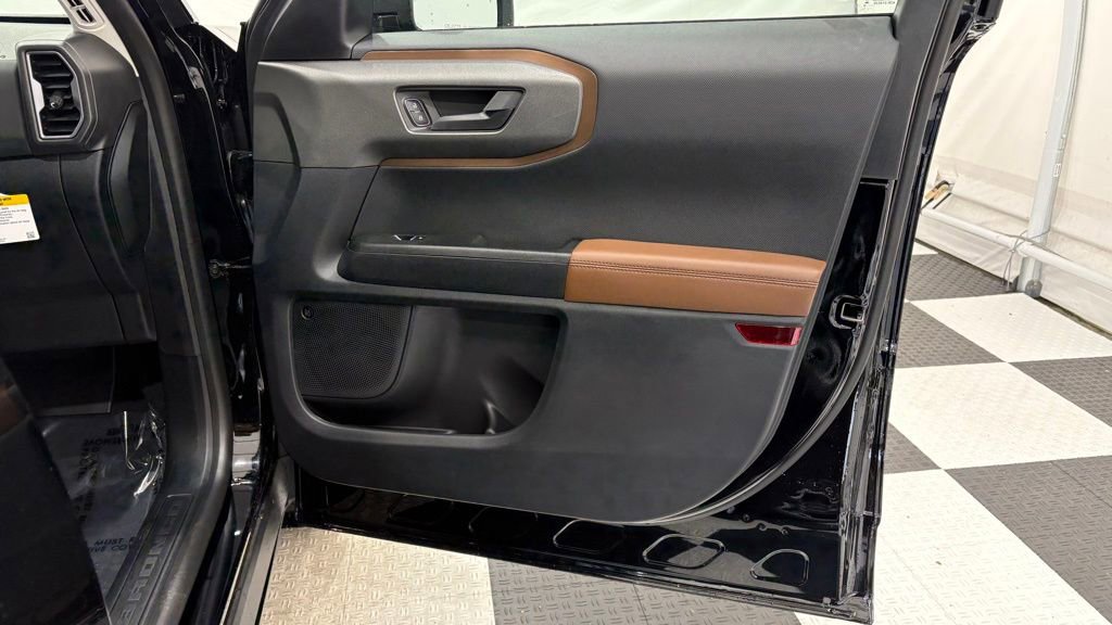 New 2026 Ford Bronco Sport Outer Banks w/ Outer Banks Tech Package+ AWD/4WD image 25