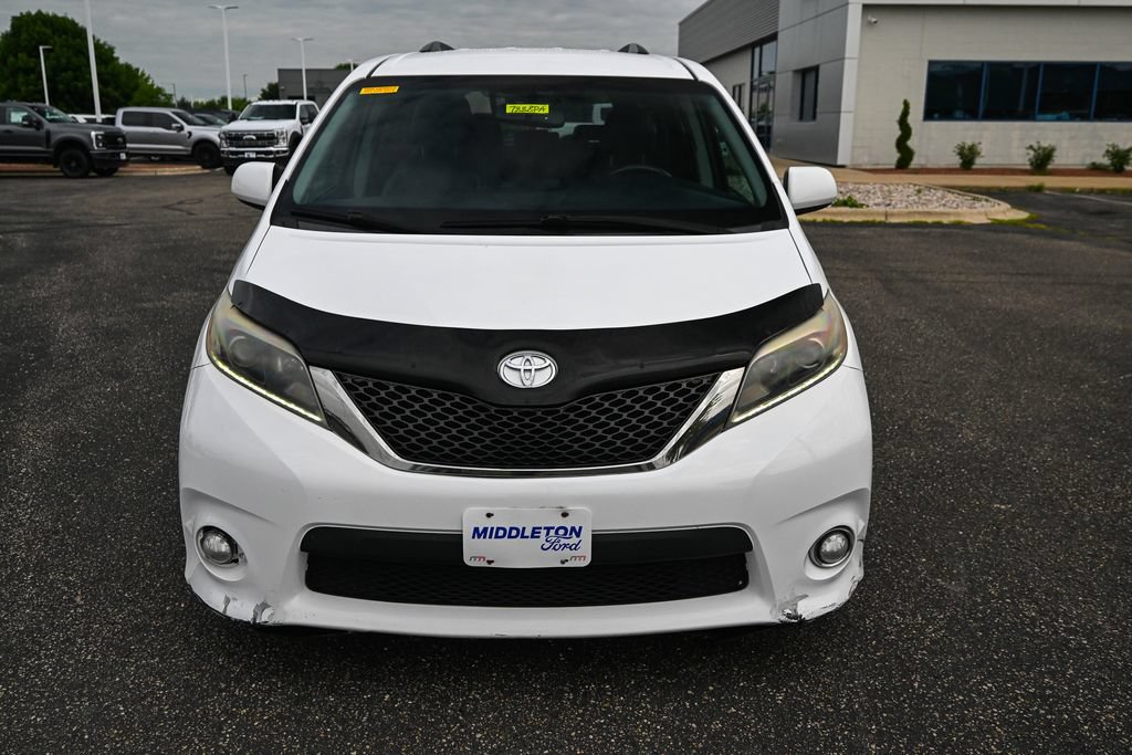 Used 2017 Toyota Sienna SE FWD image 10