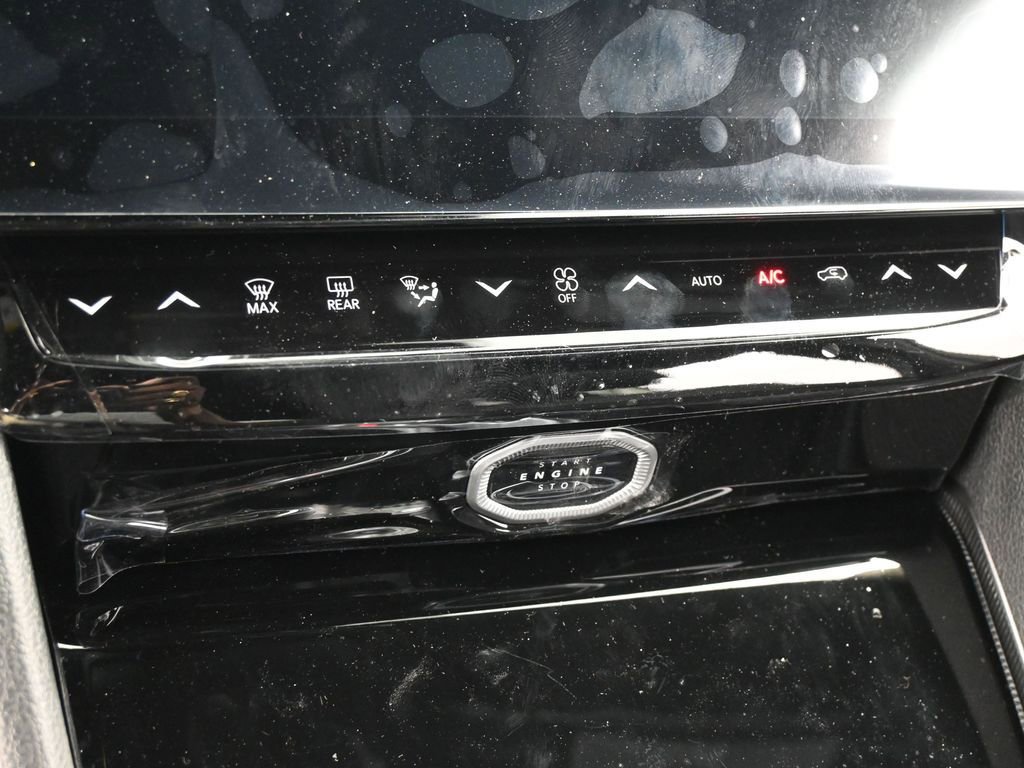 New 2026 Jeep Grand Cherokee Altitude RWD image 19