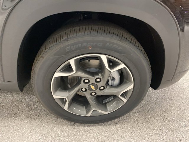 New 2025 Chevrolet Trax LT w/ Driver Confidence Package image 32