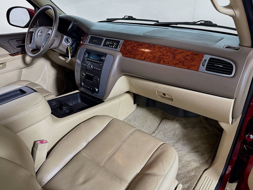Used 2014 GMC Yukon XL SLT RWD image 27