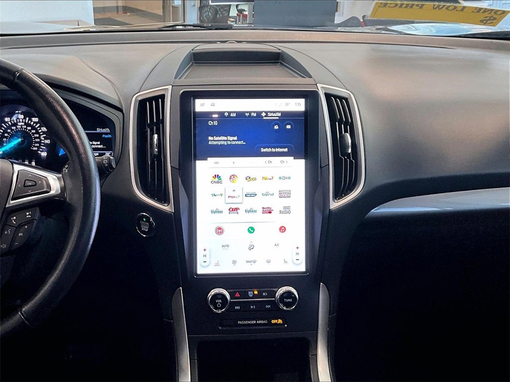 Used 2023 Ford Edge SEL image 18